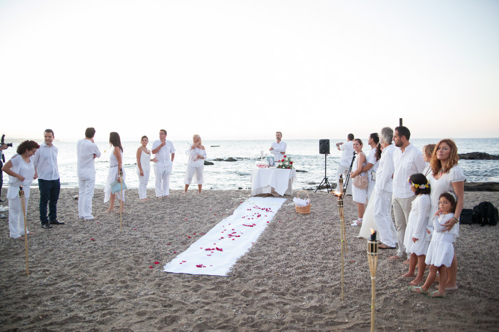 Ceremonia de boda al amanecer en las playas de Marbella (18) Ministro de bodas planificador de bodas Málaga coordinador de bodas
